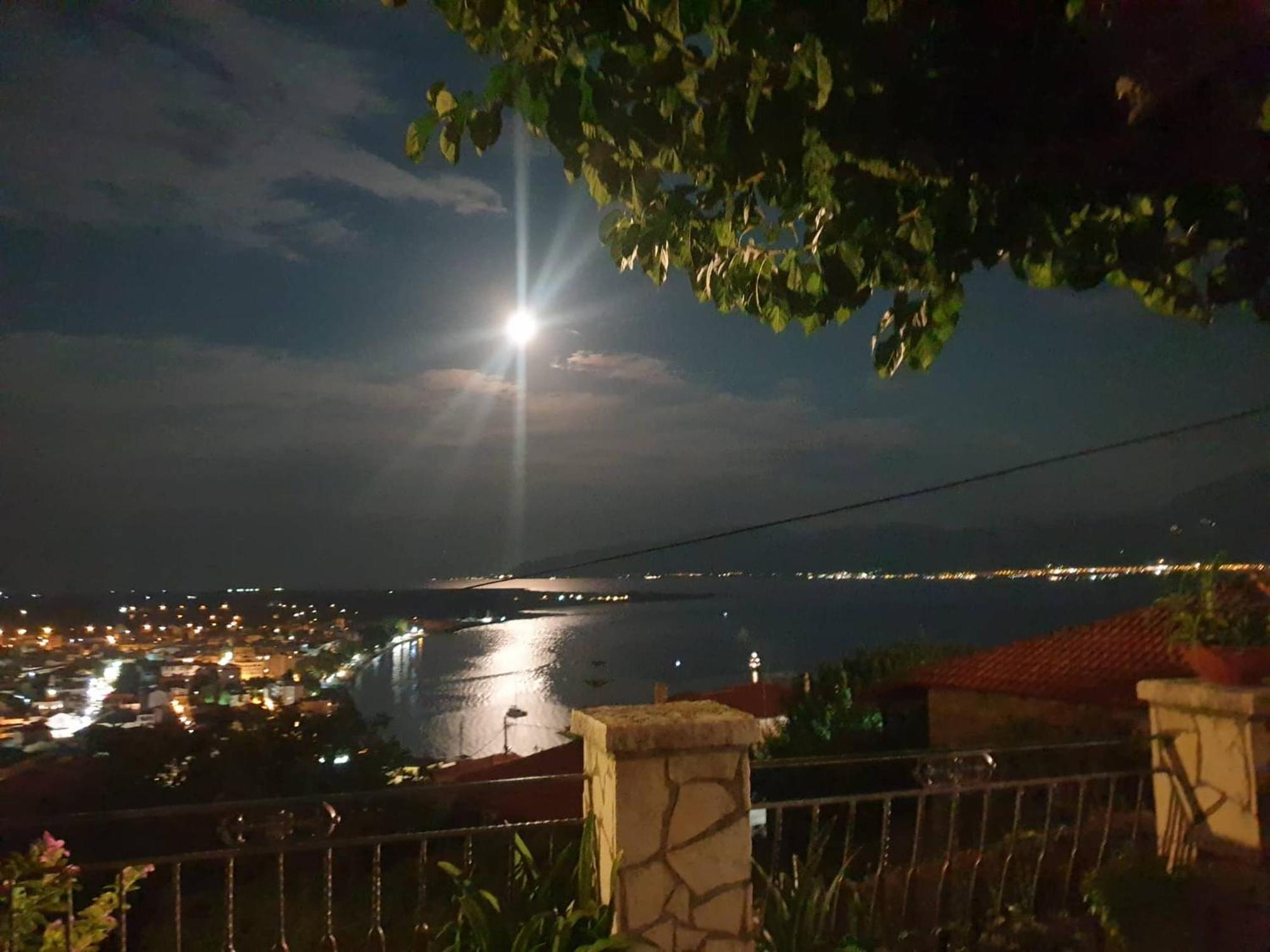 View By The Castle Nafpaktos别墅 外观 照片